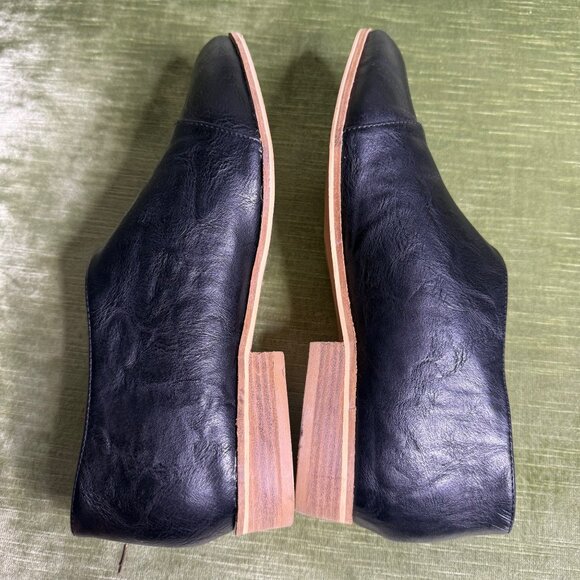 Beast Fashion Carter Black Loafers Size 8.5 Cutout With Low Heel Slip-on - Picture 6 of 9